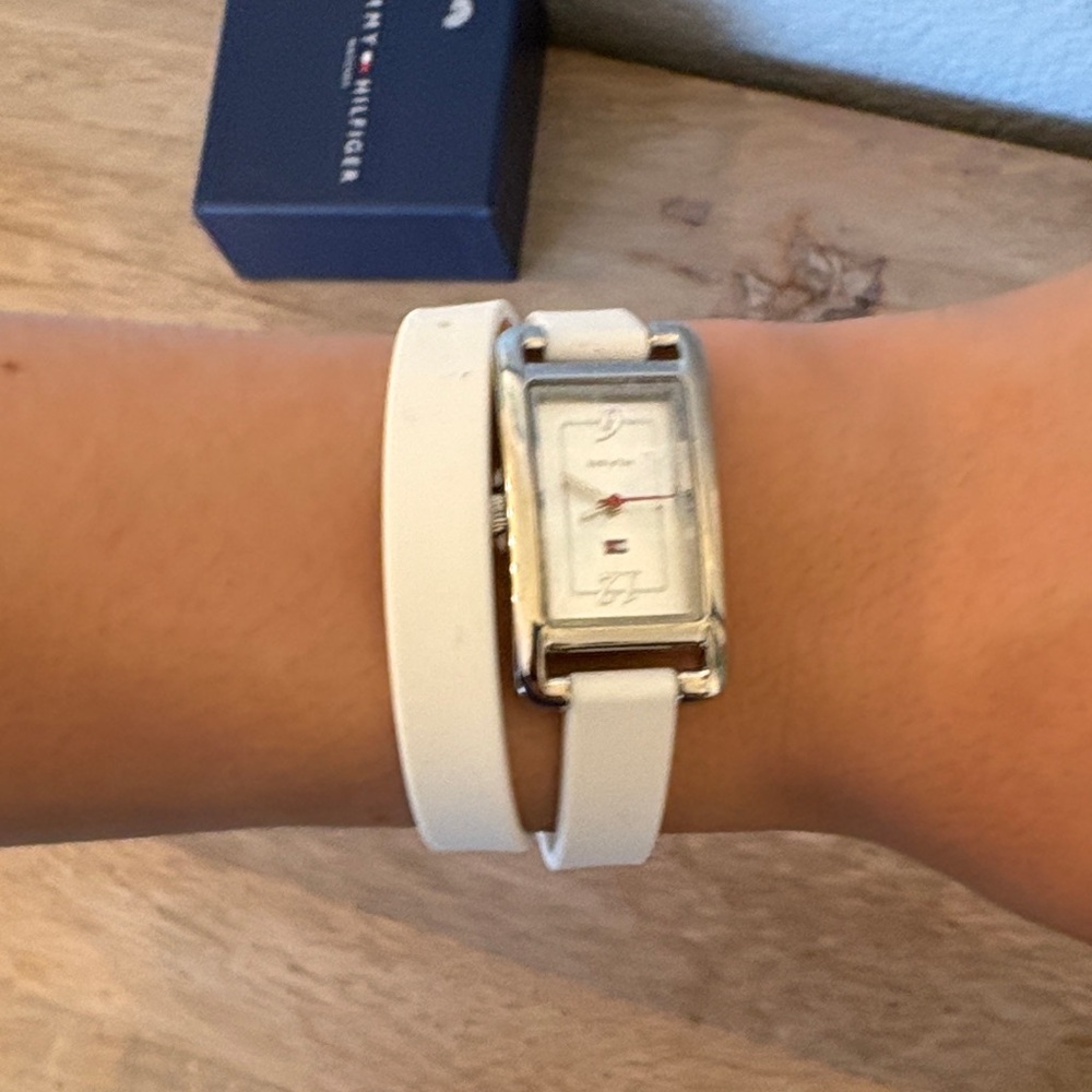 Tommy Hilfiger White Strap double raped Watch with Silver Accents